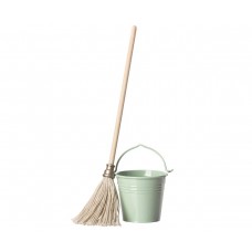 Mop and bucket